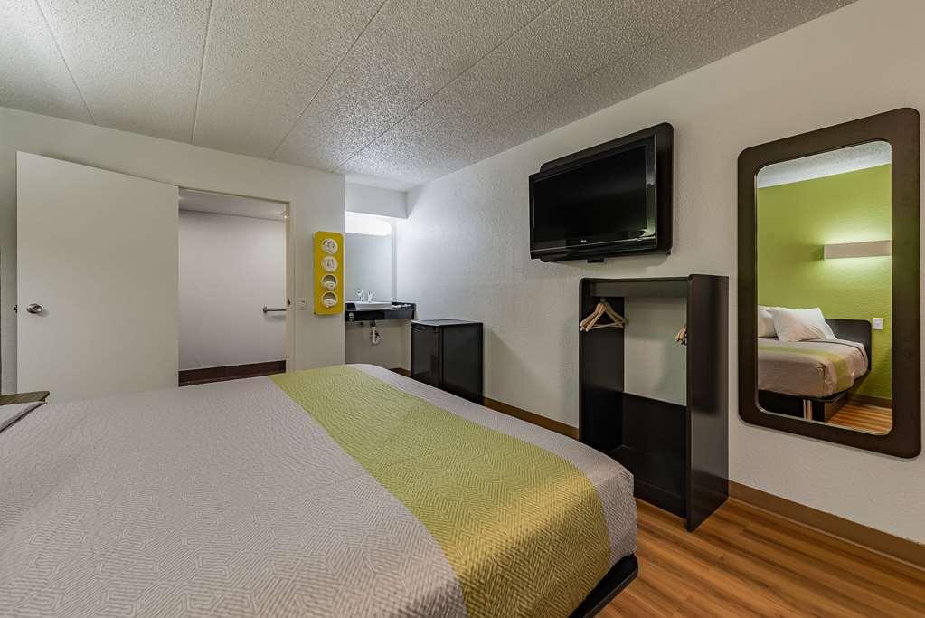 Days Inn By Wyndham Cincinnati I-71 Silverton Rom bilde